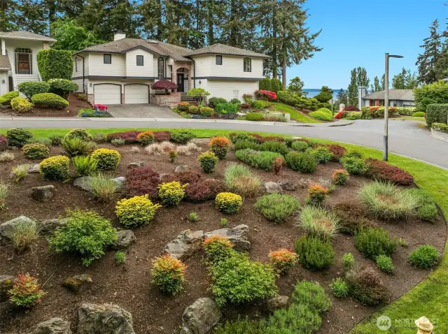 Grounds maintained by The Eagles Nest Home Owners Association