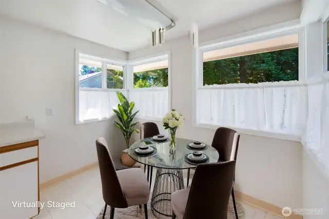 Kitchen Nook  (Virtually Staged)