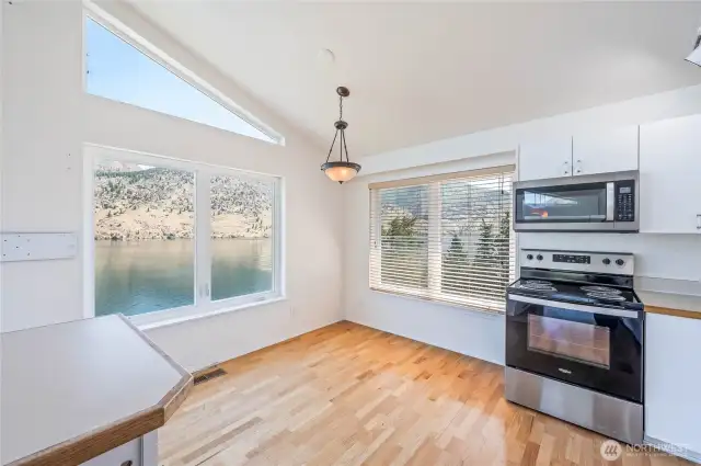Kitchen/Dining