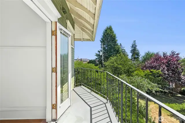 Peek views of the Cascades from your private balcony.