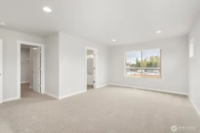 Pics are of same plan. Colors and finishes may vary. See Site Agent for details.