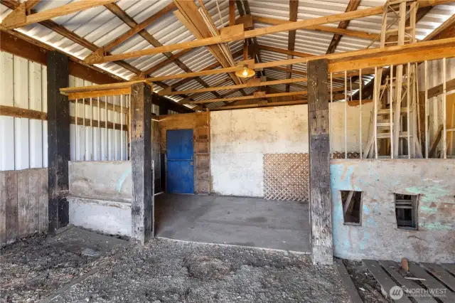 Partial stall or wood storage.