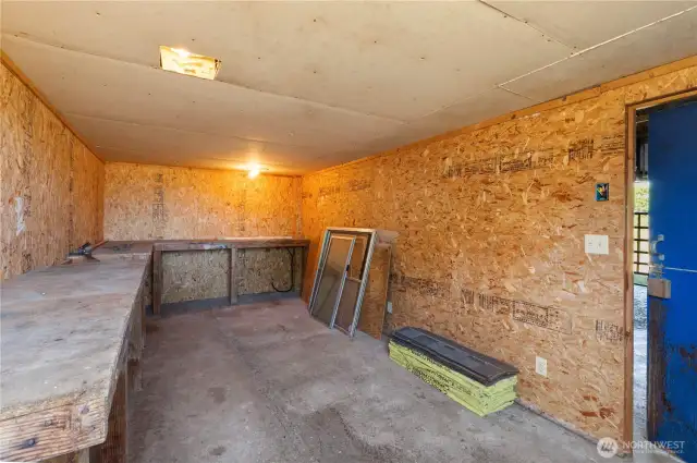 Store room, tack room in middle of barn
