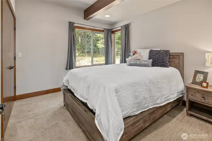 Bedroom2