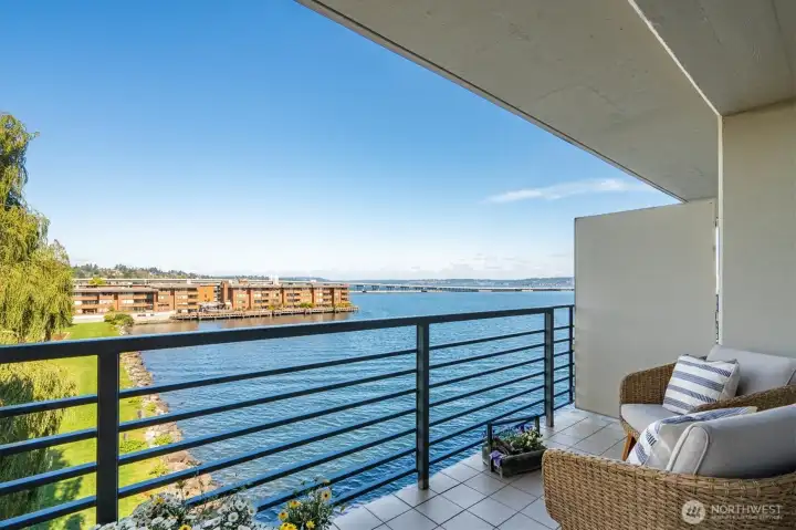 Every day feels like vacation when this is your front row view of Lake Washington & the Cascades.
