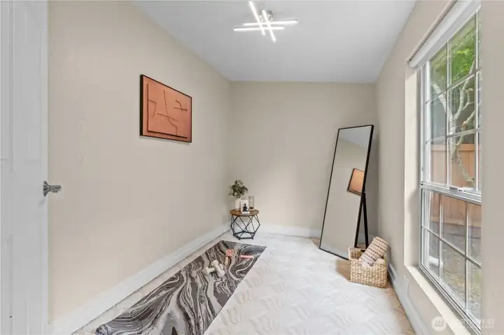 Flex room ideal for home office or hobby space