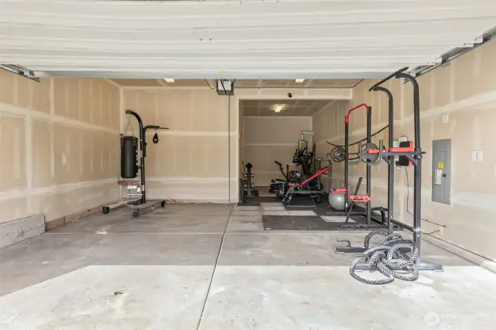 3 car tandem garage