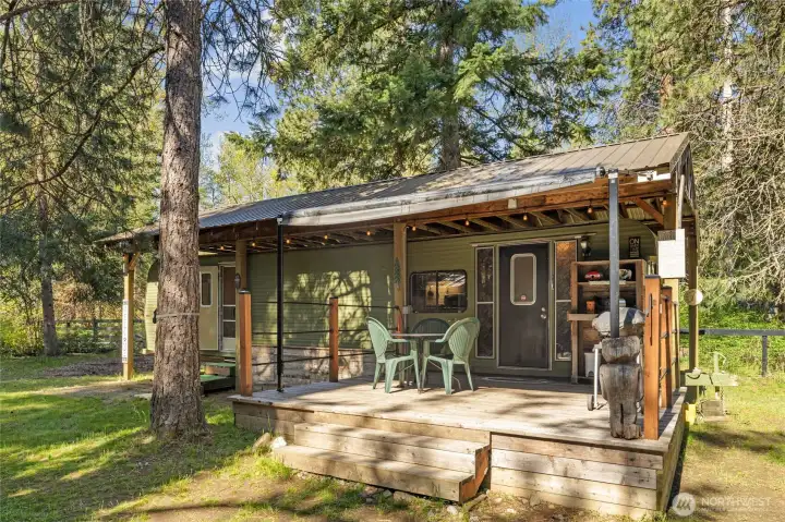 Gather, lounge, and stay awhile.