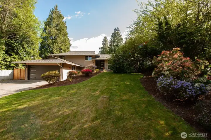 Conveniently located in the heart of Fairwood Greens. Conveniently located in the heart of Fairwood Greens.