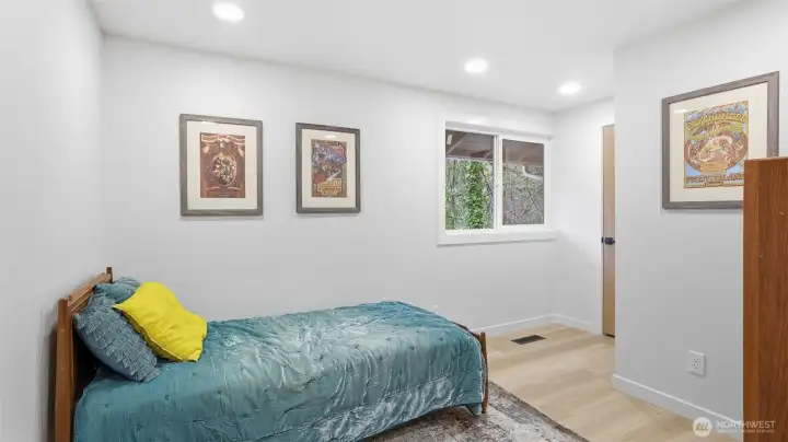 Guest bedroom #1. Guest bedroom #1.
