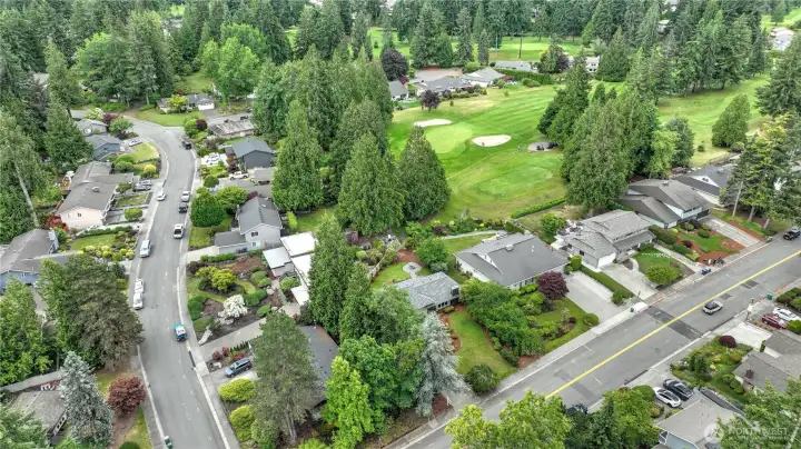 Enjoy life in Fairwood Greens adjacent from the 6th tee box! Enjoy life in Fairwood Greens adjacent from the 6th tee box!