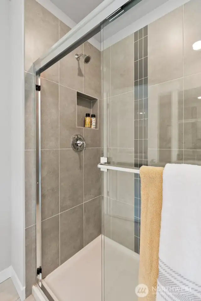 Photo rendering is representational. Actual home is under construction and finishes, elevation, and paint colors may vary. See site agent for details.