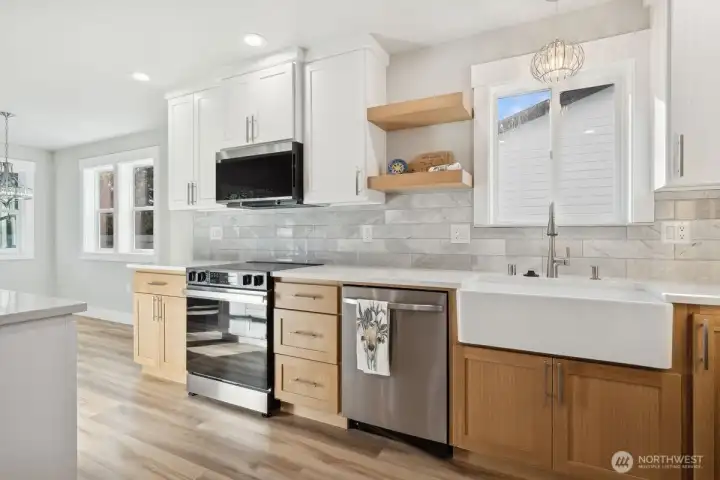 Picture is of similar home