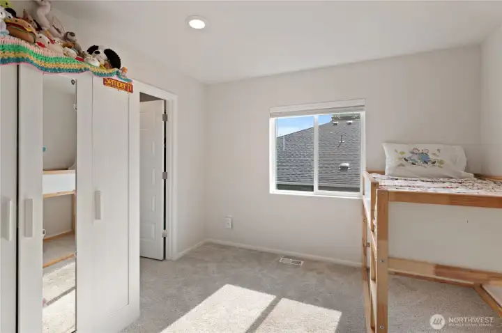 Upstairs flex space / office space that the current owners use as a bedroom