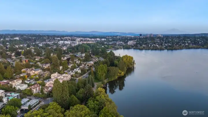 Located just across the street from Green Lake. This is lake life at its best with a view of the Space Needle to boot!