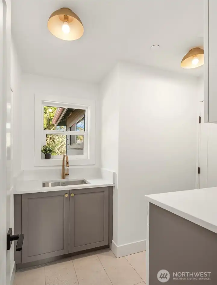 Photo is of a similar home in the community. Layout, features, and finishes may vary.