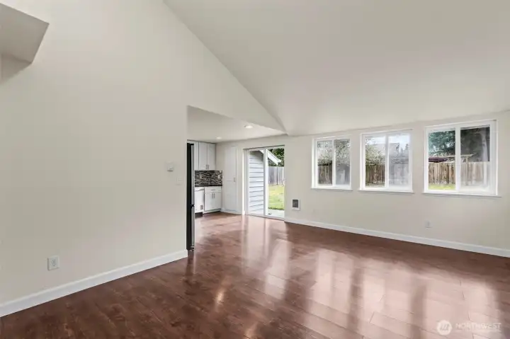 Living area to kitchen