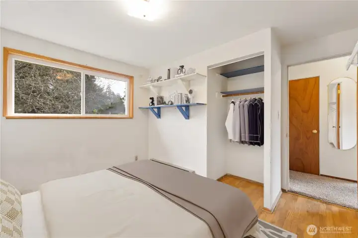 Digital Furniture Present.