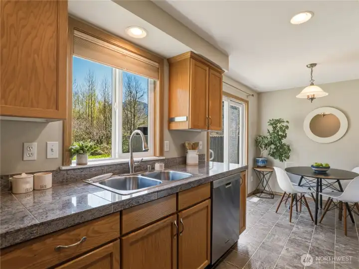 Light and Bright kitchen and dining