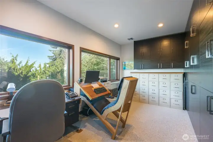 Den/office Den/office