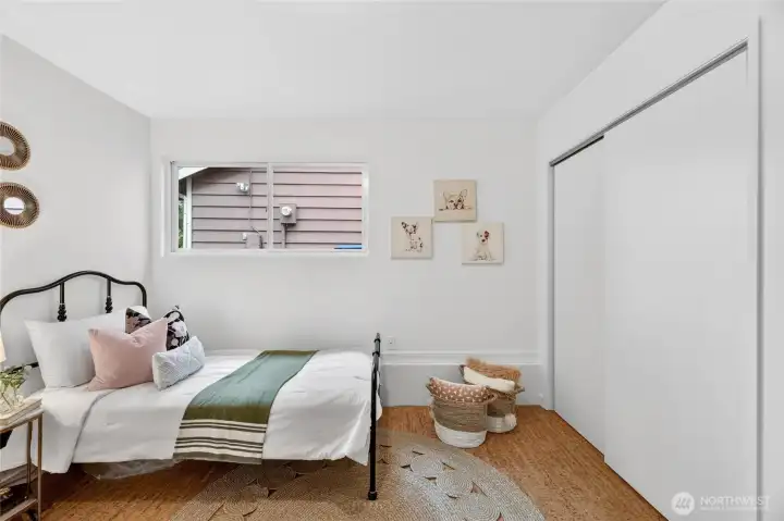 Additional bedroom...