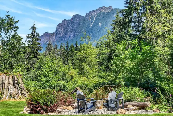 Quiet gathering spaces for slowing down.