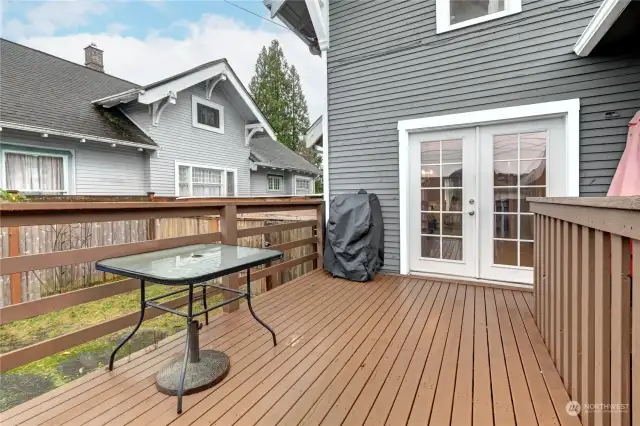 Deck off kitchen.