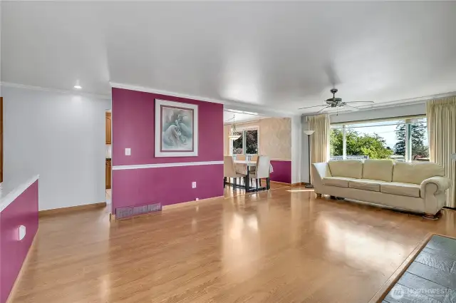 Large living room.