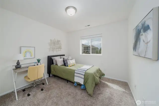 2nd bedroom