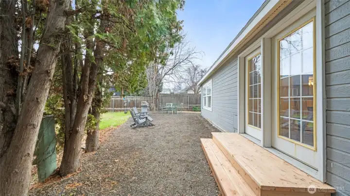 Back yard steps to french doors