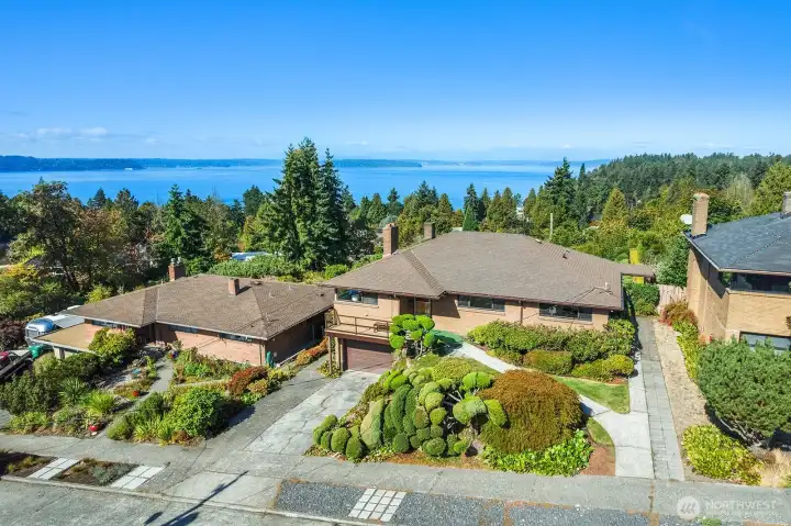 Fauntlee Hills 1952 brick home on a spacious lot with fabulous views. Lovingly maintained and ready for a new owner.