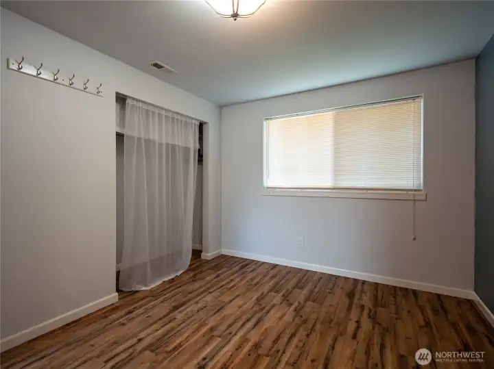 Different view of 2nd bedroom.