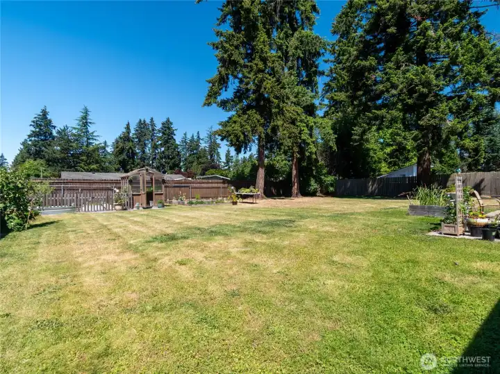 So much room for your enjoyment & entertaining.