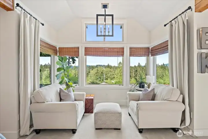 Private sitting area in the primary suite with stunning Mt. Rainier views.