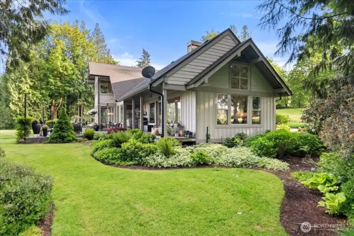 A truly one-of-a-kind Northwest estate.