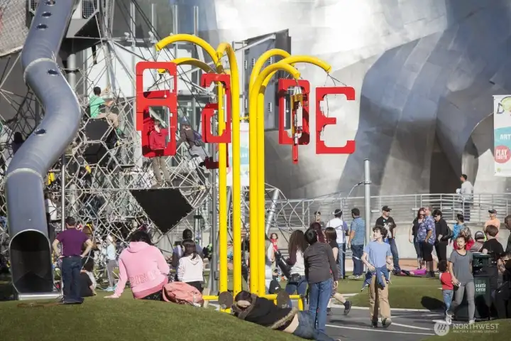 Seattle Center places concerts, museums, performances, festivals and major civic events within easy reach of home, expanding the neighborhood's cultural footprint far beyond the hill itself.
