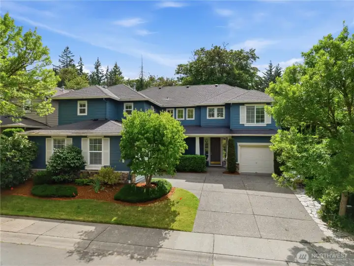 A peaceful, tree-lined arrival that reflects the charm of Renaissance Ridge. A peaceful, tree-lined arrival that reflects the charm of Renaissance Ridge.