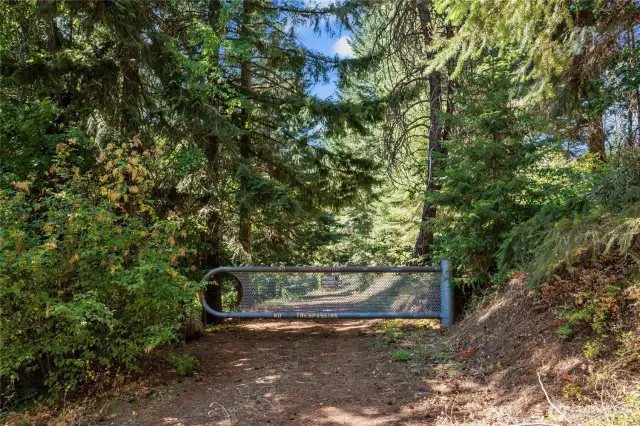 Gate at the top of Heron Drive creating privacy