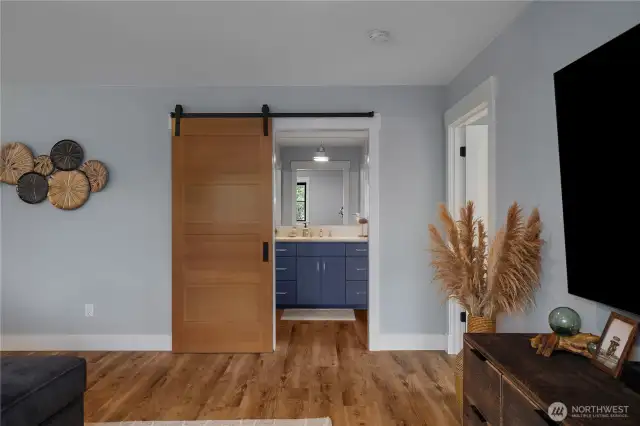 Upper bathroom is 3/4 bath x2 with barn door.