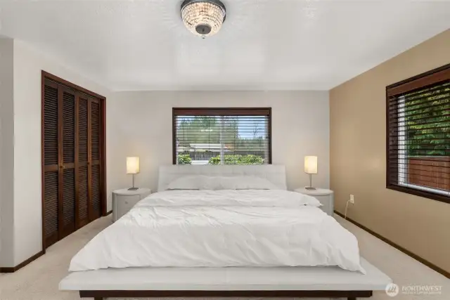 Primary Suite with 2 closests