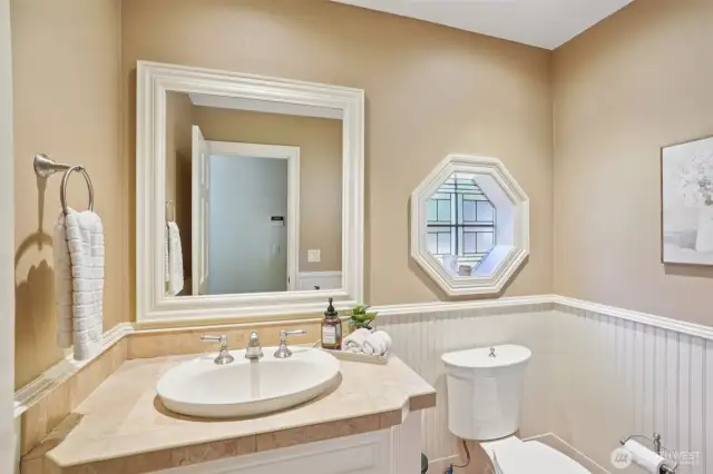 1/2 Bath