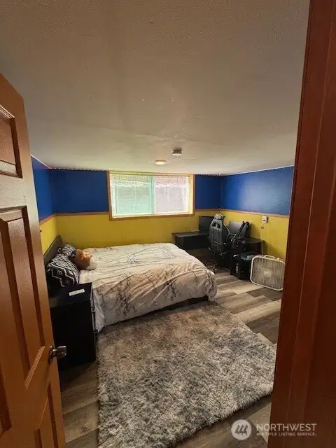 Lower level non- conforming 4th bedroom