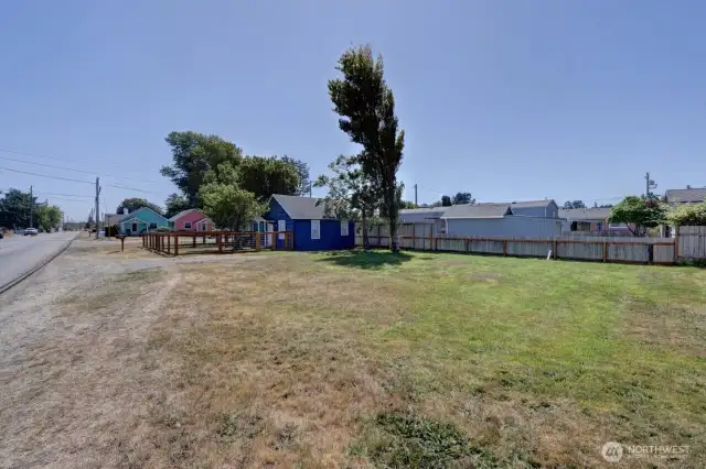 2 1-bath studio cabins. Currently rented with long-term tenants. The extra property could be used for RV parking, garage or may other uses.