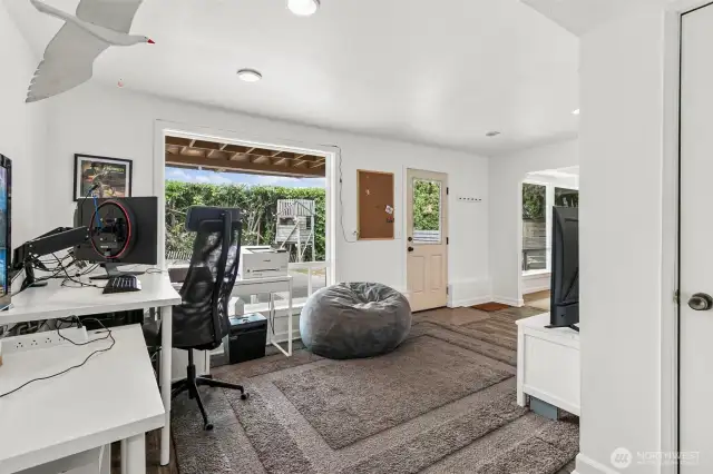 Bonus room downstairs