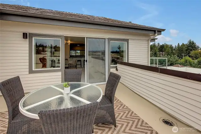 Oversized, private rooftop deck with view.