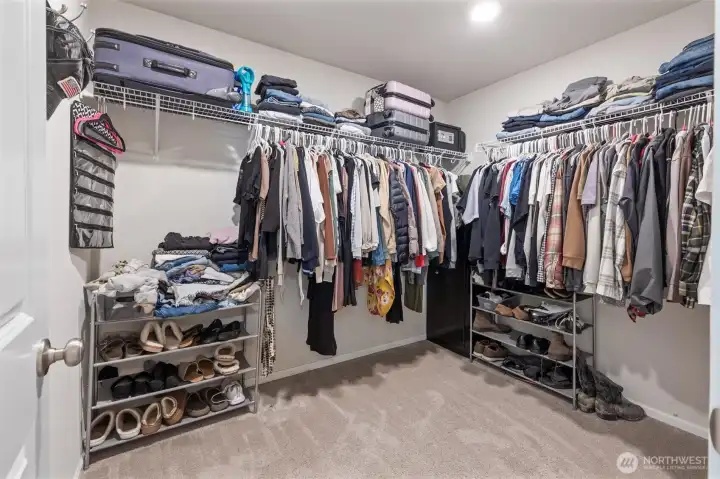 primary walk in closet