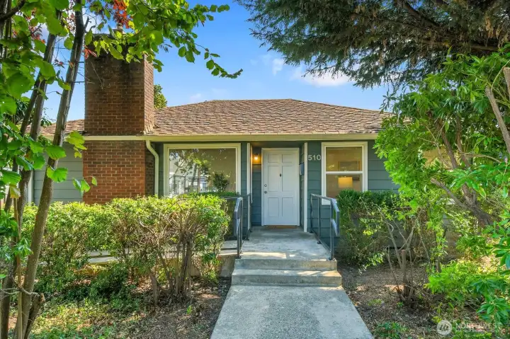 Welcoming front approach with convenient access ramp