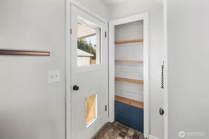 Additional Pantry sotrage downstairs, but having this easy access to your herbs and necessities make sit so much easier.