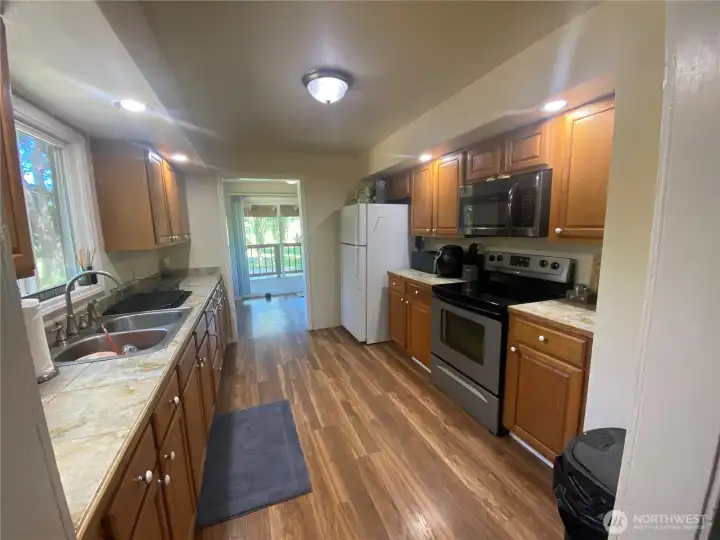 Kitchen-Freshly painted