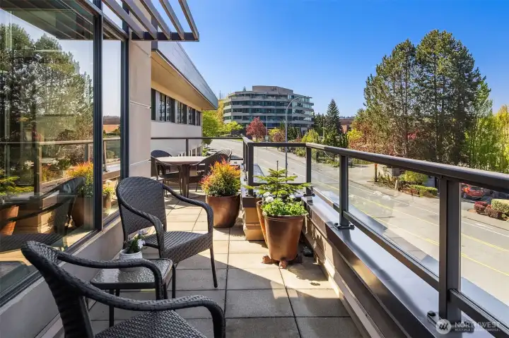 Front deck